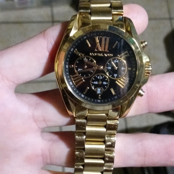 Good condition Michael Kors Watch - Picture 8 of 8